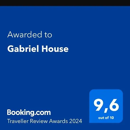 Gabriel House 아파트 *